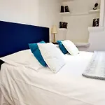 بيت للعطل Le Chardon Bleu, Jardin, Centre-ville, Saint-Côme-dʼOlt