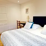 بيت للعطل Le Chardon Bleu, Jardin, Centre-ville,