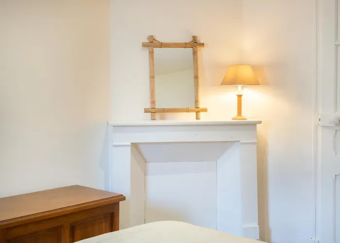 Le Chardon Bleu, Jardin, Centre-ville, Vakantiehuis Saint-Côme-dʼOlt