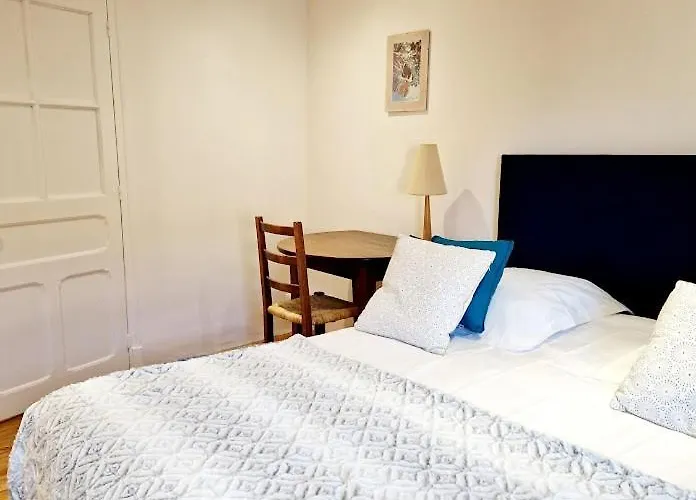 Vakantiehuis Le Chardon Bleu, Jardin, Centre-ville,